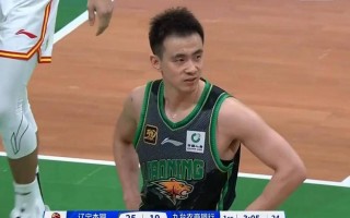 FB体育-辽宁男篮成功逆转，豪夺胜利信心倍增