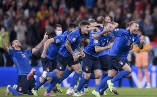 FB体育官网-欧国联冠军杯：阿斯加德险胜保级，避免降级命运