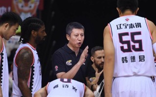 FB体育官网-云南主帅战术灵活，紧追上位
