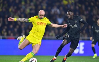 FB体育平台-巴黎圣日耳曼惊险2比1逆转