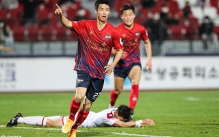 FB体育官方网站-上海上港对东京FC的亚冠比赛提前精彩
