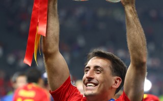 FB体育官方网站-奥利瓦：在国际足球竞技中迈向辉煌