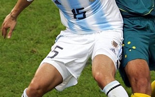 FB体育官网-日本球员在比赛中表现亮眼，成为关注焦点