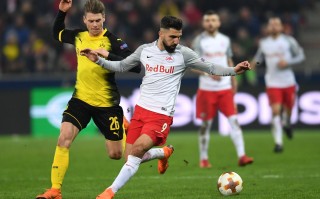 FB体育官网-欧洲足坛巨头争胜：球队实力堪称劲旅