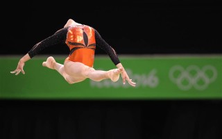 FB体育-阿尔巴尼亚选手勇夺体操比赛铜牌