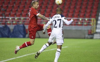 FB体育-比利时国家队成功击败爱沙尼亚