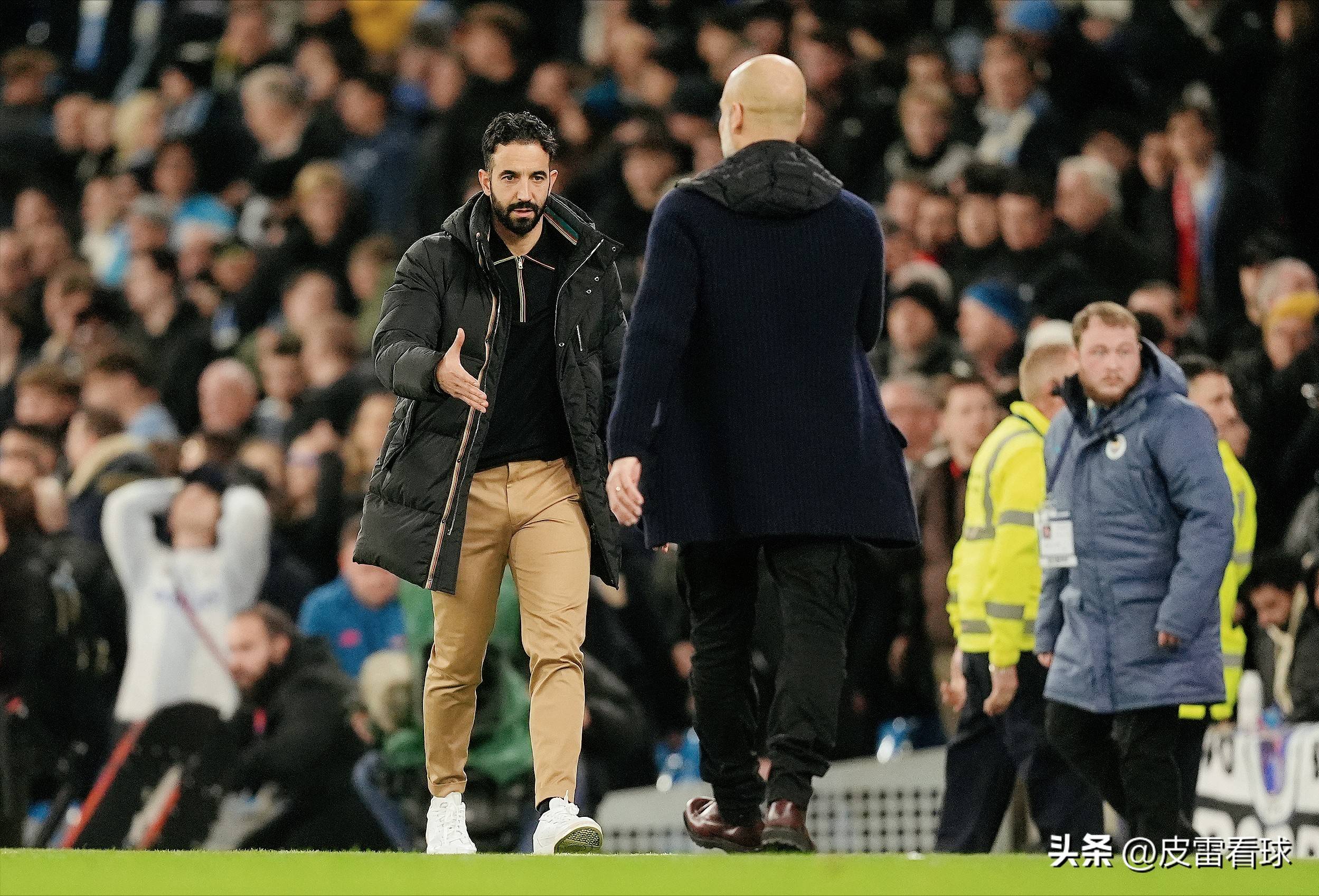 FB体育官网-曼城中场组织严密,多场胜利功不可没-第1张图片-FB体育官网 FB体育官网-曼城中场组织严密,多场胜利功不可没-第1张图片-FB体育官网