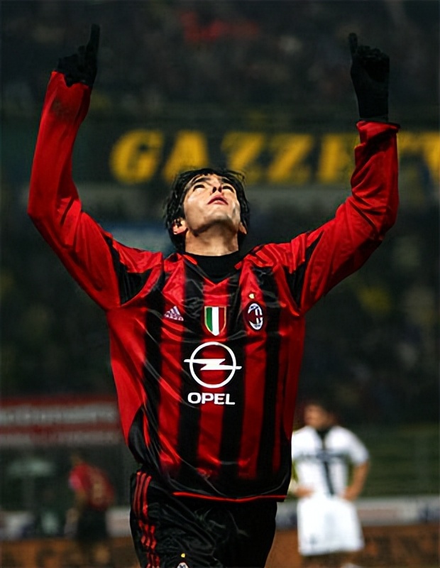 FB体育官方网站-AC米兰大胜，连续三场不败-第2张图片-FB体育官网