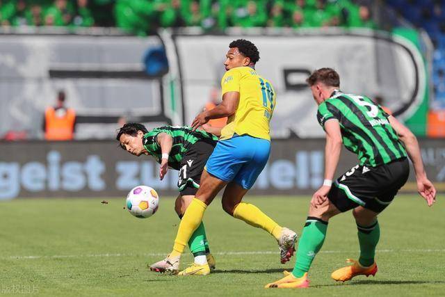 FB体育官网-汉诺威96在比赛中表现出色-第2张图片-FB体育官网 FB体育官网-汉诺威96在比赛中表现出色-第2张图片-FB体育官网