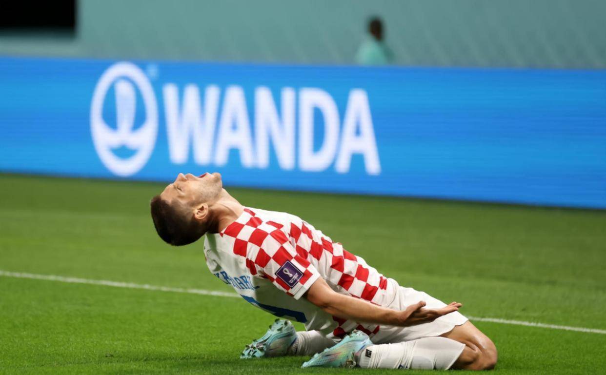 FB体育-西班牙队遭遇比利时逆转,主场两连败排名下滑!-第1张图片-FB体育官网 FB体育-西班牙队遭遇比利时逆转,主场两连败排名下滑!-第1张图片-FB体育官网