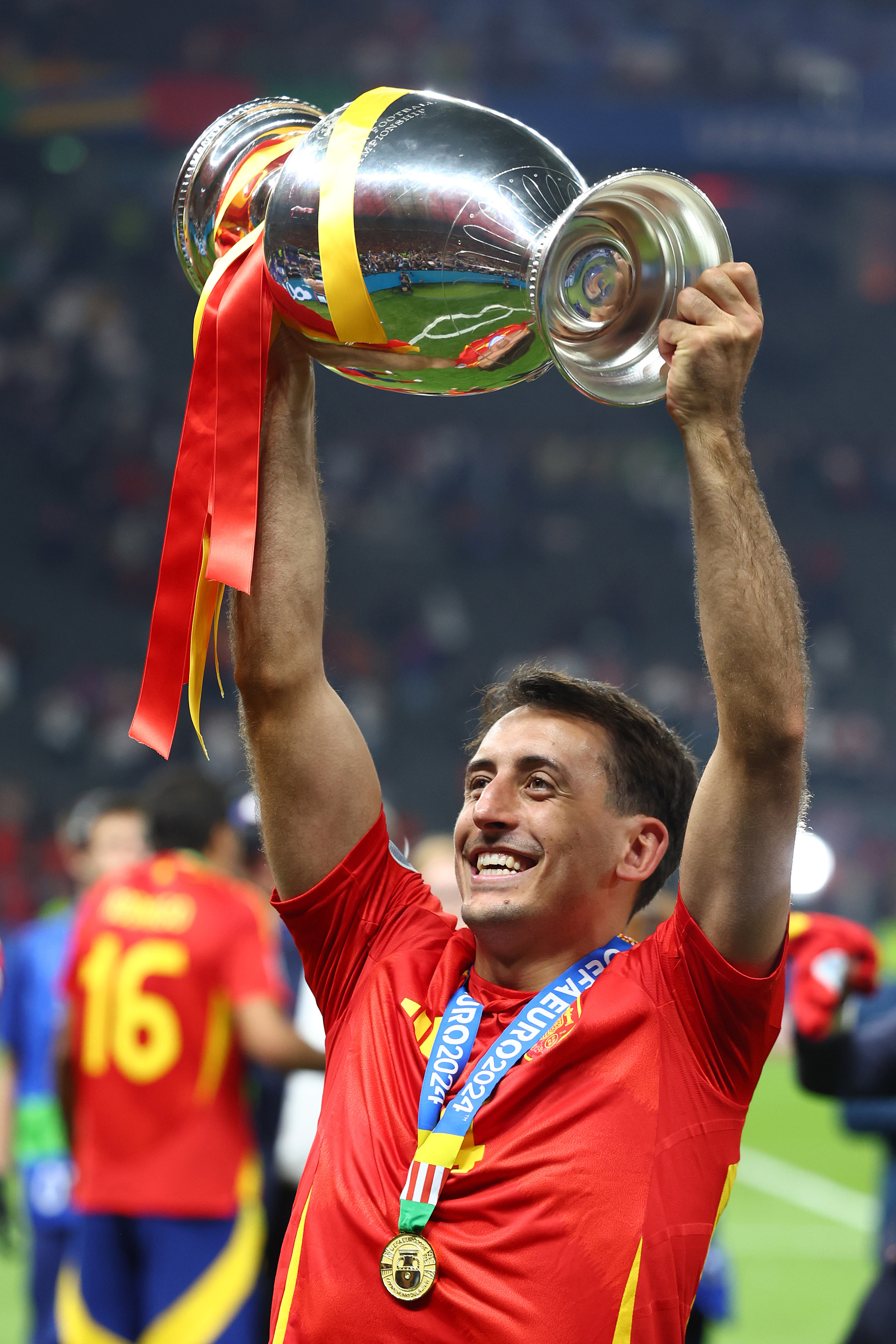 FB体育官方网站-奥利瓦:在国际足球竞技中迈向辉煌-第1张图片-FB体育官网 FB体育官方网站-奥利瓦:在国际足球竞技中迈向辉煌-第1张图片-FB体育官网