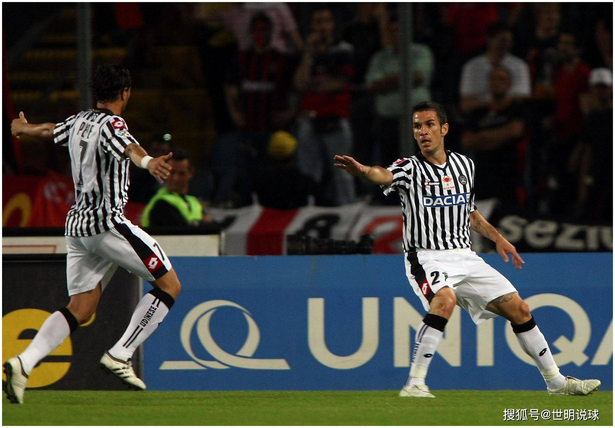 FB体育官网-尤文图斯全面击溃对手,稳坐小组第一-第1张图片-FB体育官网 FB体育官网-尤文图斯全面击溃对手,稳坐小组第一-第1张图片-FB体育官网