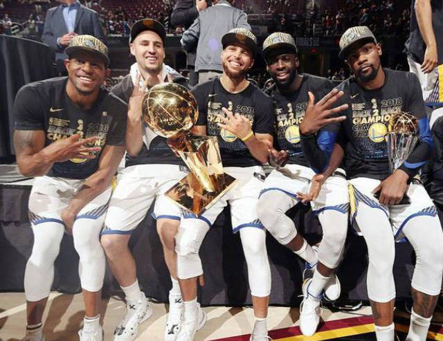 FB体育官网-勇士全队状态火爆,轻松击败对手-第2张图片-FB体育官网 FB体育官网-勇士全队状态火爆,轻松击败对手-第2张图片-FB体育官网