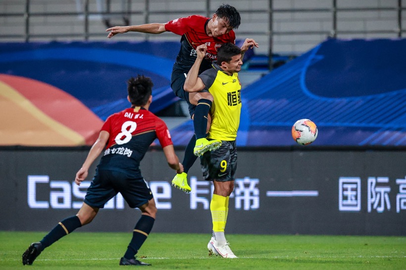 FB体育平台-恒大客场2-1击败深圳佳兆业，取得连胜-第2张图片-FB体育官网