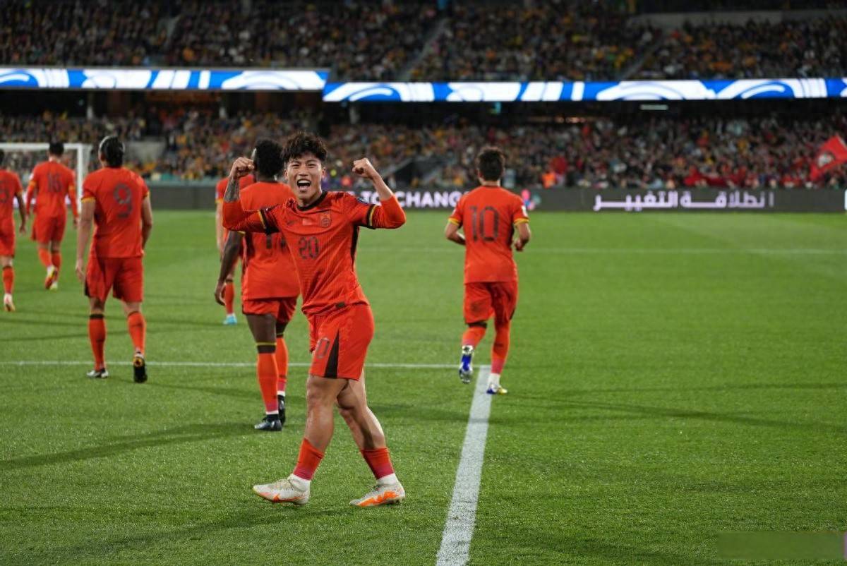 FB体育平台-沙特球队面对澳洲强敌展开对决-第2张图片-FB体育官网 FB体育平台-沙特球队面对澳洲强敌展开对决-第2张图片-FB体育官网