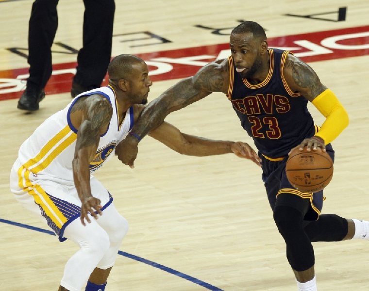 FB体育平台-勇士双枪合砍60分，大胜对手取得四连胜-第2张图片-FB体育官网