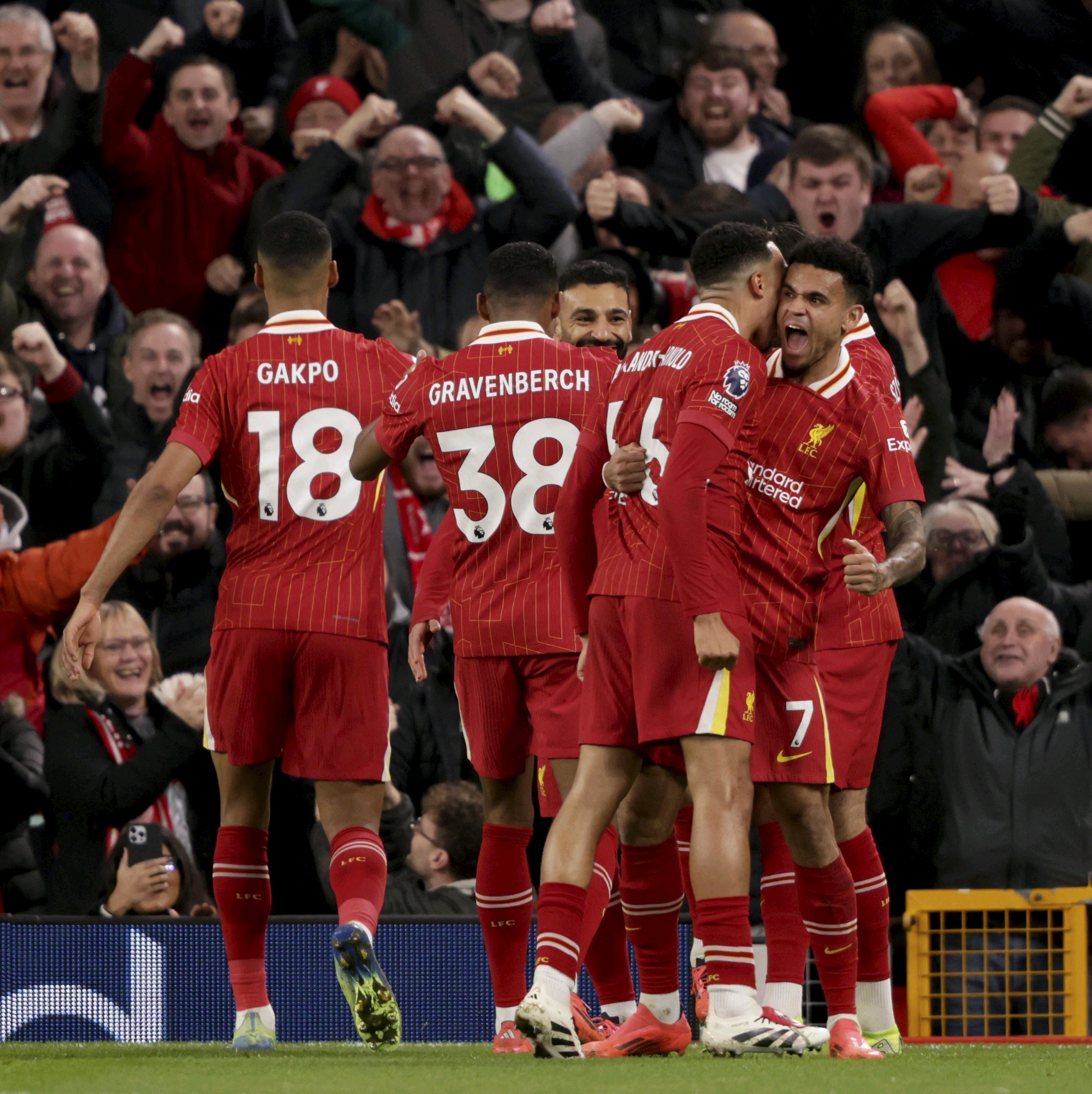 FB体育平台-利物浦失球告负,主场难破僵局-第2张图片-FB体育官网 FB体育平台-利物浦失球告负,主场难破僵局-第2张图片-FB体育官网