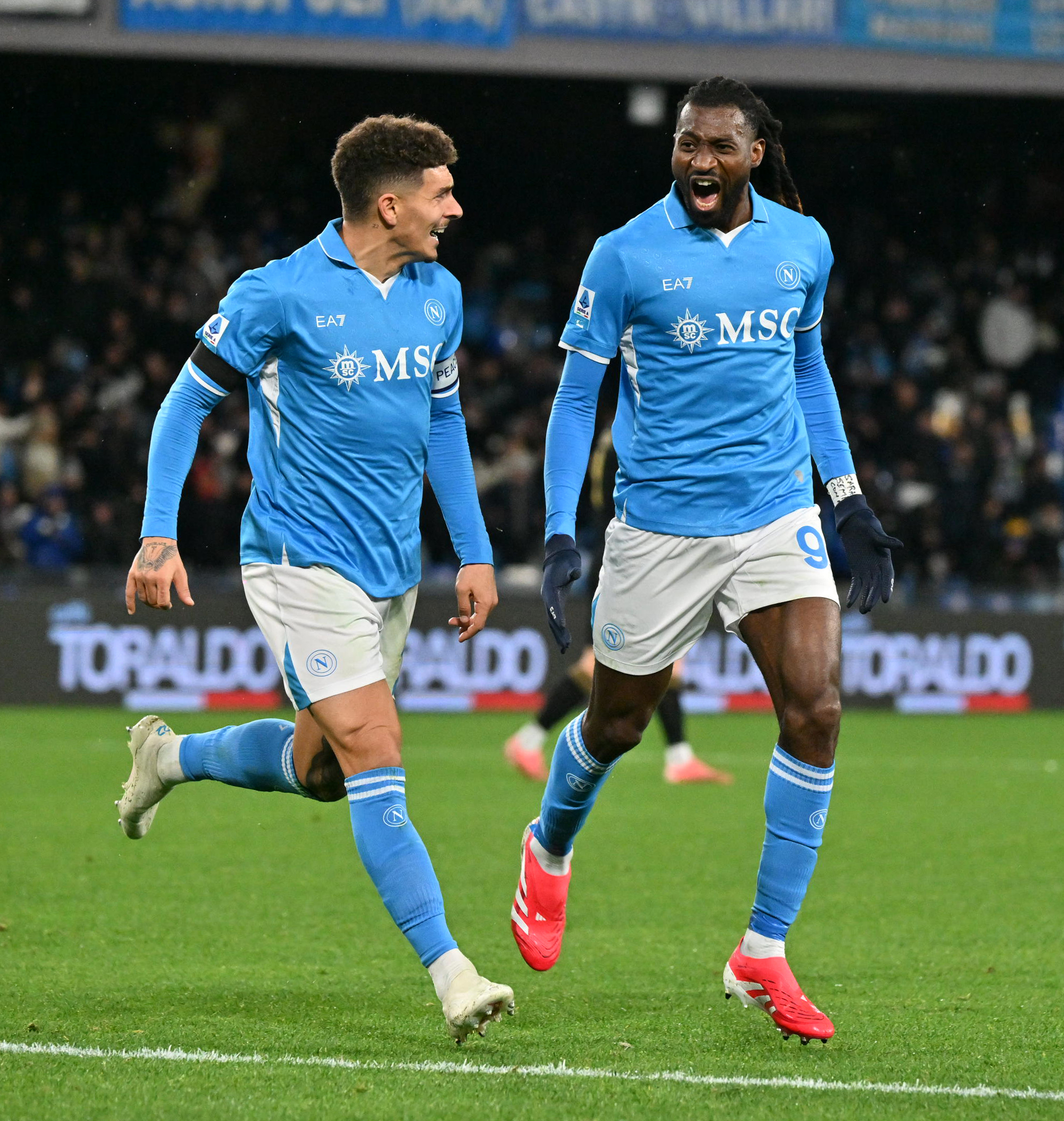 FB体育官网-那不勒斯门将因伤退出国家队比赛-第2张图片-FB体育官网