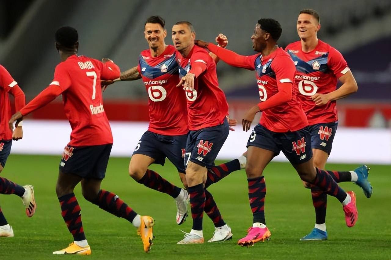 FB体育-斯图加特主场遭遇失利，保级形势严峻-第2张图片-FB体育官网