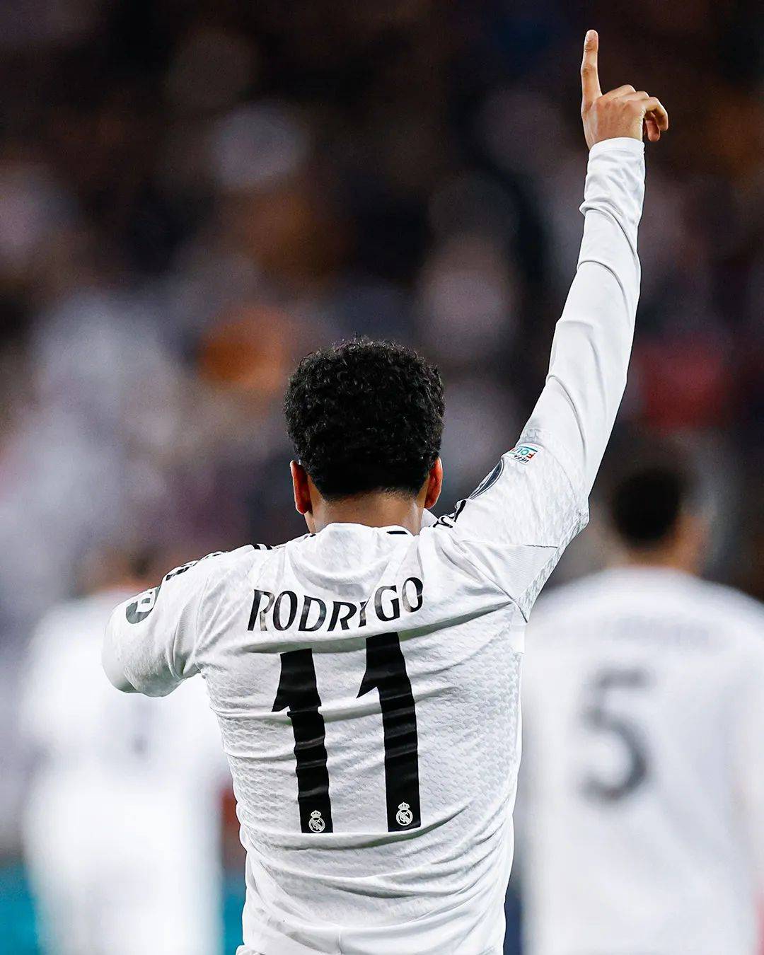 FB体育平台-皇马三球领先,意外被阿贾克斯逆转挑落-第2张图片-FB体育官网 FB体育平台-皇马三球领先,意外被阿贾克斯逆转挑落-第2张图片-FB体育官网