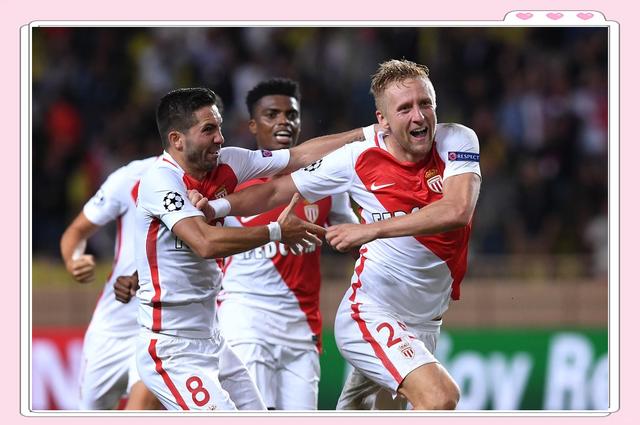 FB体育-里昂客场击败摩纳哥，赢得重要胜利-第1张图片-FB体育官网